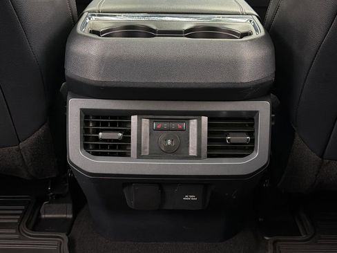 Used 2024 Ford F250 Lariat w/ Lariat Ultimate Package image 44