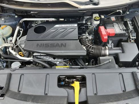 Used 2023 Nissan Rogue SV image 16