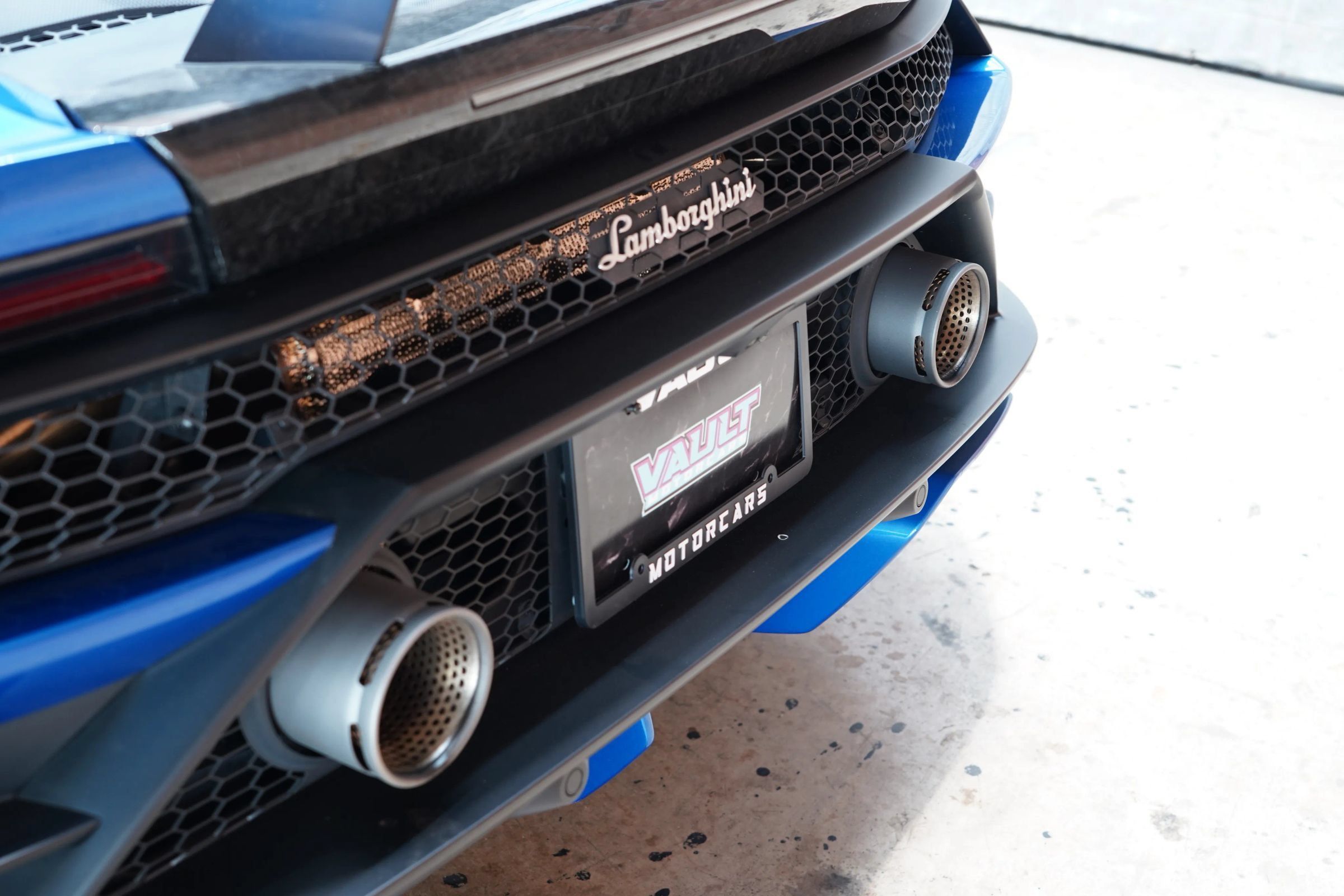 Used 2020 Lamborghini Huracan EVO RWD image 83