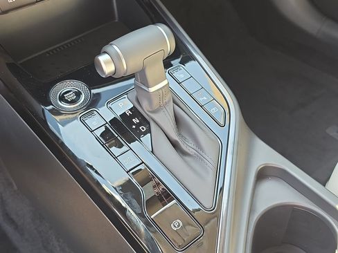 New 2026 Kia Niro EX FWD image 25