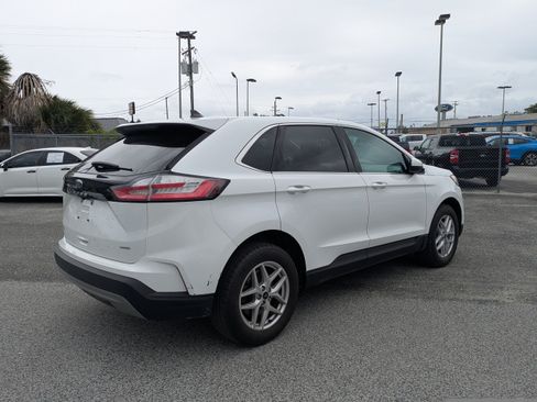 Used 2023 Ford Edge SEL AWD/4WD image 4