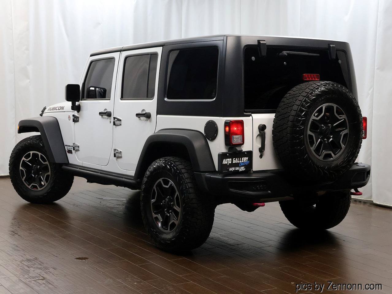 Used 2015 Jeep Wrangler Unlimited Rubicon AWD/4WD image 8