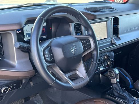 Used 2023 Ford Bronco Outer Banks image 17