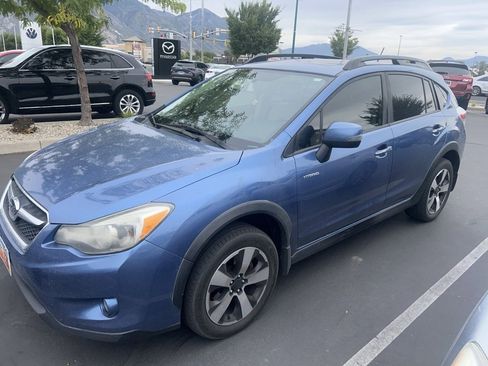 Used 2014 Subaru Crosstrek Touring image 1