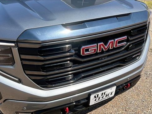 Used 2023 GMC Sierra 1500 AT4 AWD/4WD image 30