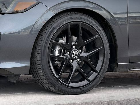 Certified 2025 Honda Civic Sport image 26