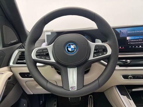New 2026 BMW X5 xDrive50e w/ M Sport Package AWD/4WD image 17