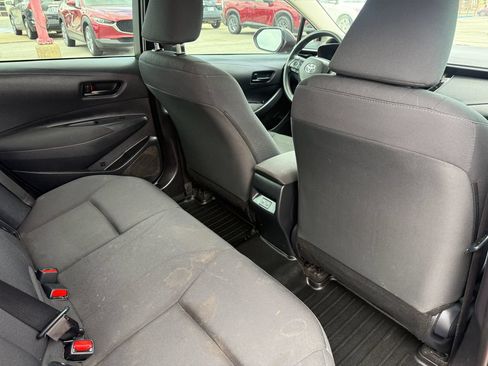 Used 2023 Toyota Corolla LE FWD image 4