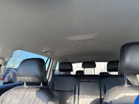 Certified 2023 Volkswagen Tiguan SE image 18