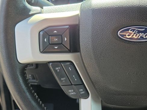 Used 2019 Ford F250 Lariat w/ Lariat Ultimate Package AWD/4WD image 27
