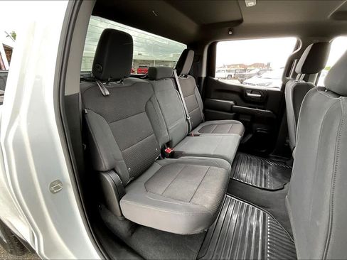 Used 2020 Chevrolet Silverado 1500 Custom w/ Custom Value Package image 14