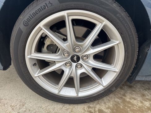 Used 2024 Ford Mustang GT Premium image 14