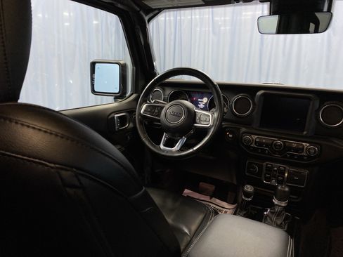 Certified 2021 Jeep Wrangler Unlimited Sahara image 38