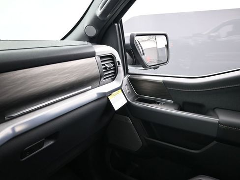 New 2025 Ford F150 Lariat w/ Equipment Group 501A Mid image 22