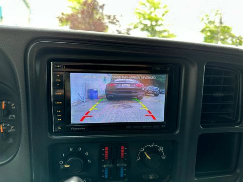 Used 2004 GMC Sierra 2500 SLE w/ Skid Plate Package image 40