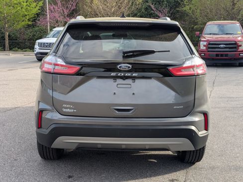 Used 2022 Ford Edge SEL w/ Convenience Package AWD/4WD image 5