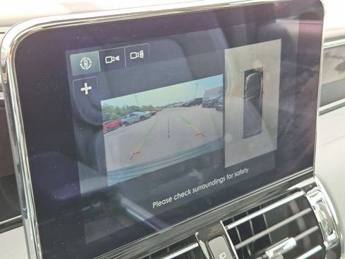 Used 2018 Lincoln Navigator L Reserve w/ Technology Package AWD/4WD image 31