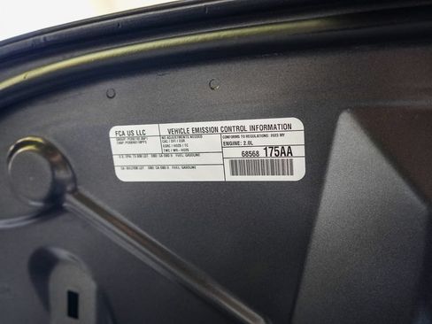 Used 2023 Jeep Compass Latitude AWD/4WD image 27