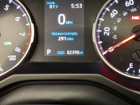 Certified 2020 Toyota RAV4 XLE Premium AWD/4WD image 5