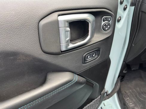 Used 2024 Jeep Wrangler Unlimited Rubicon 4xe AWD/4WD image 27