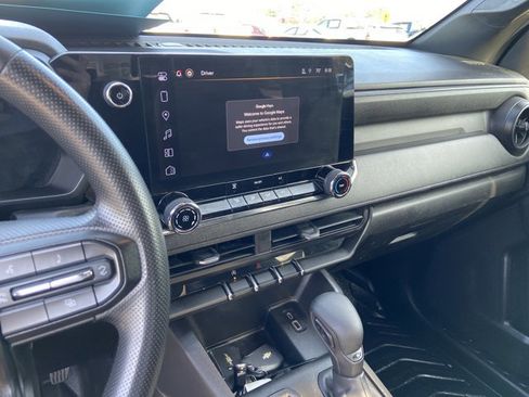 Used 2023 Chevrolet Colorado W/T image 39