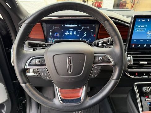 Used 2024 Lincoln Navigator L Reserve AWD/4WD image 22