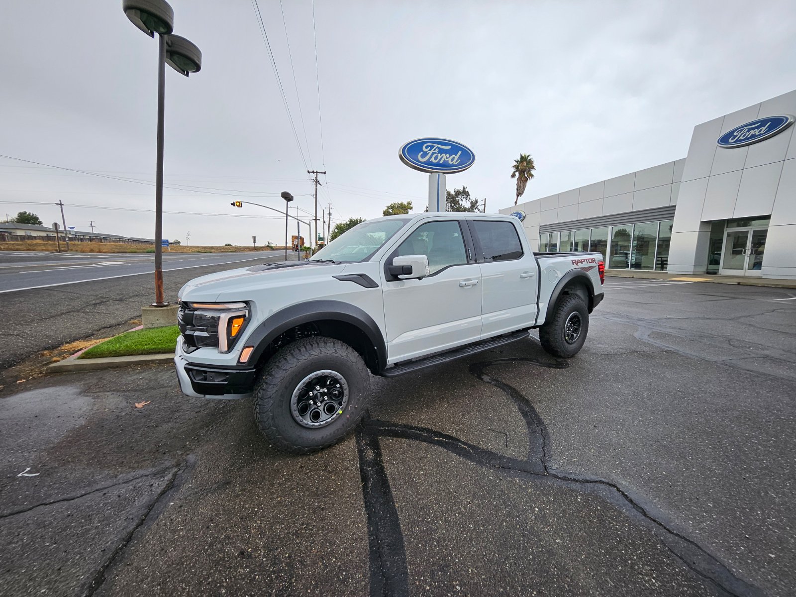 New 2026 Ford F150 Raptor AWD/4WD image 1