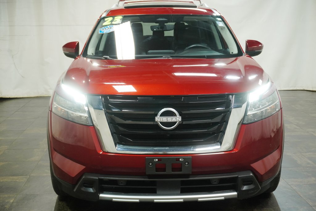 Used 2023 Nissan Pathfinder SL w/ SL Premium Package AWD/4WD image 10