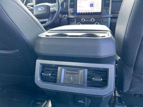 Used 2024 Ford F350 Lariat w/ Lariat Ultimate Package AWD/4WD image 34