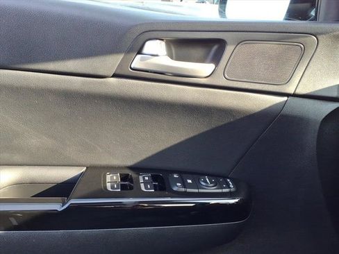 Used 2022 Kia Sportage EX image 23