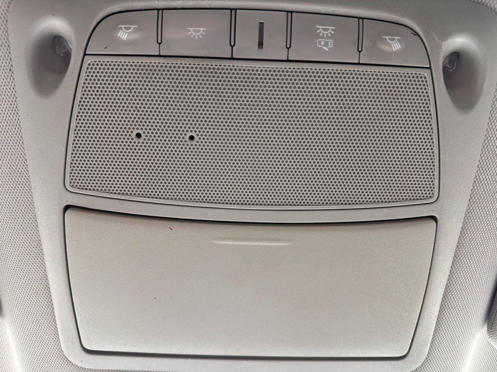 Used 2019 Nissan Pathfinder SV w/ SV All Weather Package FWD image 17