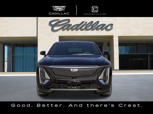 Certified 2024 Cadillac Lyriq Luxury AWD/4WD image 10