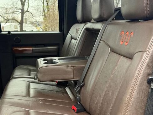 Used 2015 Ford F250 King Ranch w/ King Ranch w/Chrome Package image 22