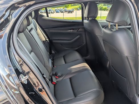 Used 2024 MAZDA MAZDA3 s FWD image 12
