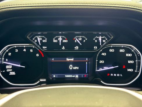Used 2020 GMC Sierra 1500 Elevation w/ Elevation Value Package AWD/4WD image 11