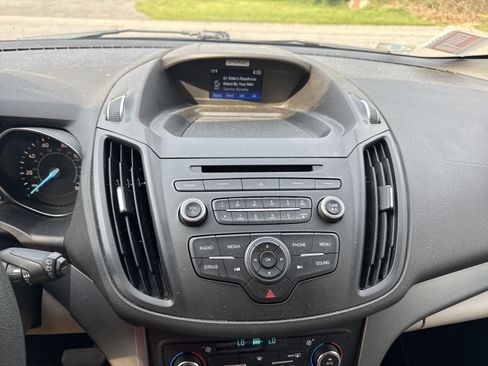 Used 2017 Ford Escape SE AWD/4WD image 21