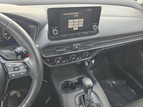 Certified 2025 Honda HR-V Sport image 28