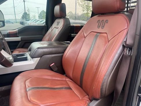 Used 2019 Ford F450 King Ranch w/ King Ranch Ultimate Package AWD/4WD image 18