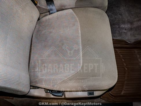 Used 1995 Ford F250 XLT image 76