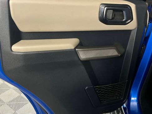 Used 2022 Ford Bronco Wildtrak image 29