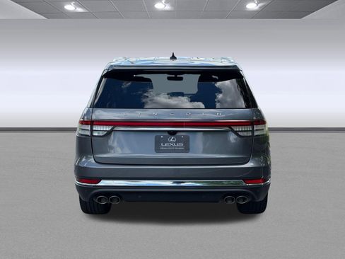 Used 2023 Lincoln Aviator Reserve w/ Equipment Group 201A AWD/4WD image 10