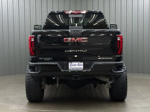 Used 2026 GMC Sierra 3500 Denali w/ Denali Reserve Package AWD/4WD image 4