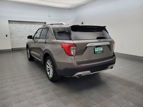 Used 2021 Ford Explorer Limited w/ Equipment Group 301A AWD/4WD image 6