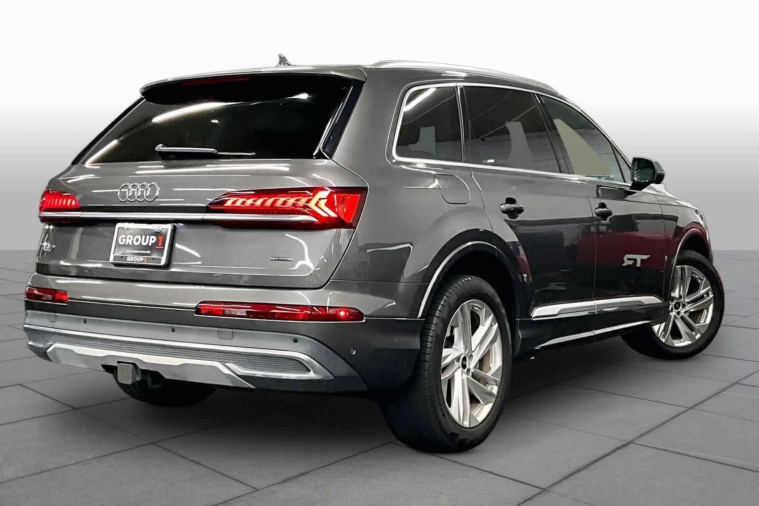 Used 2023 Audi Q7 3.0T Premium Plus w/ Premium Plus Package AWD/4WD image 12