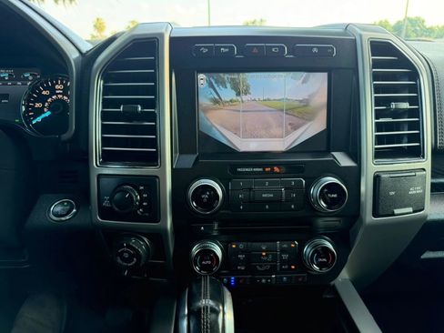Used 2018 Ford F150 Platinum w/ Equipment Group 701A Luxury AWD/4WD image 56