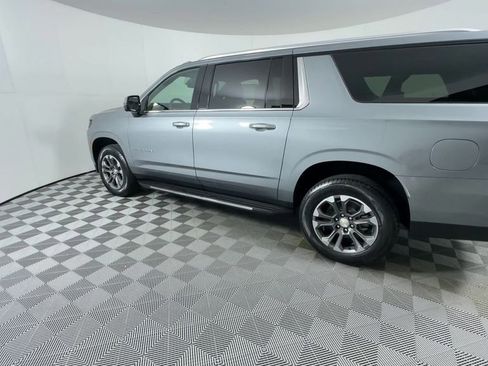 New 2026 Chevrolet Suburban LT w/ Comfort Package image 6