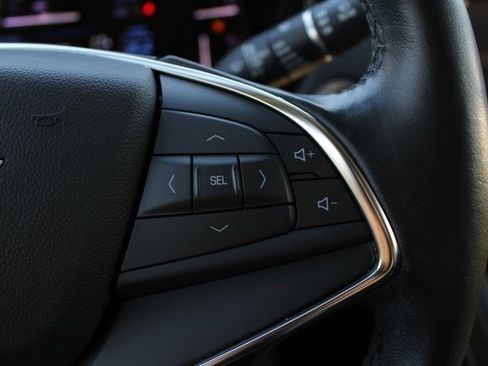 Used 2019 Cadillac XT5 Luxury image 6