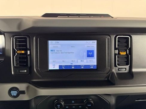 Used 2022 Ford Bronco Badlands image 31