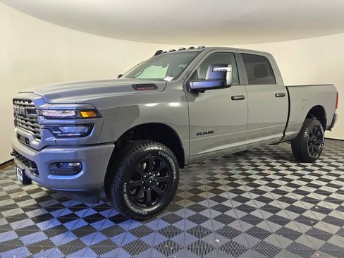 New 2026 RAM 2500 Big Horn AWD/4WD image 8