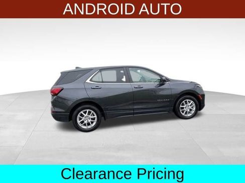 Used 2022 Chevrolet Equinox LT w/ Driver Convenience Package image 8